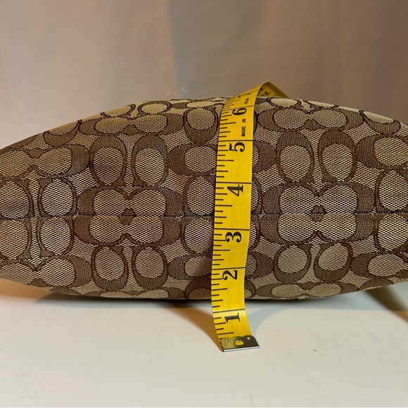 Vintage | Coach | Large Signature C Crossbody File Bag | Brown/Maroon - Picture 10 of 13